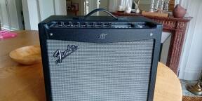 Vends ampli fender mustang 3v2