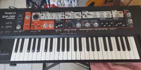 Roland SH-201