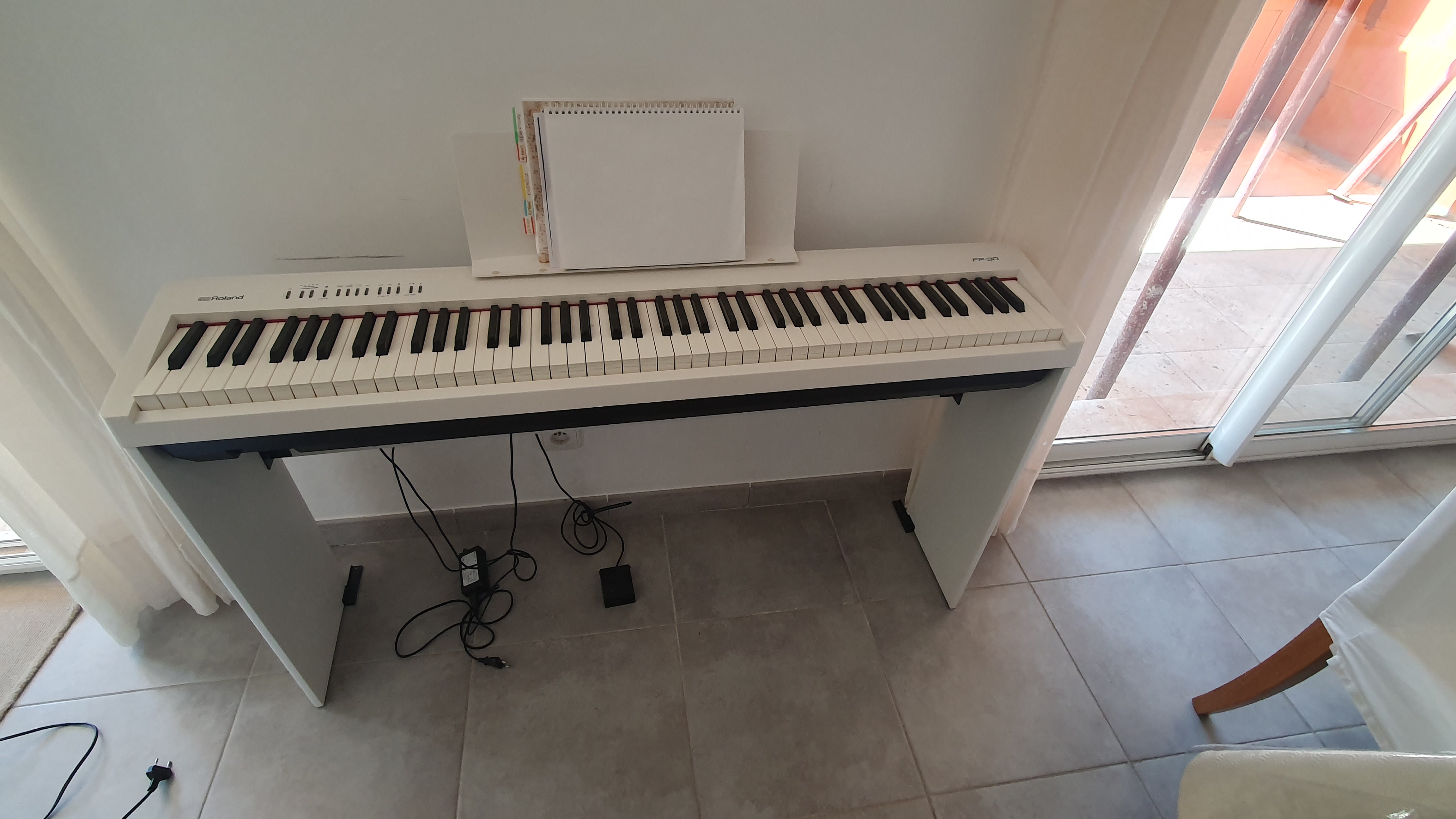 Piano numérique Roland FP-30 – Excellent état