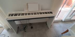 Piano numérique Roland FP-30 – Excellent état