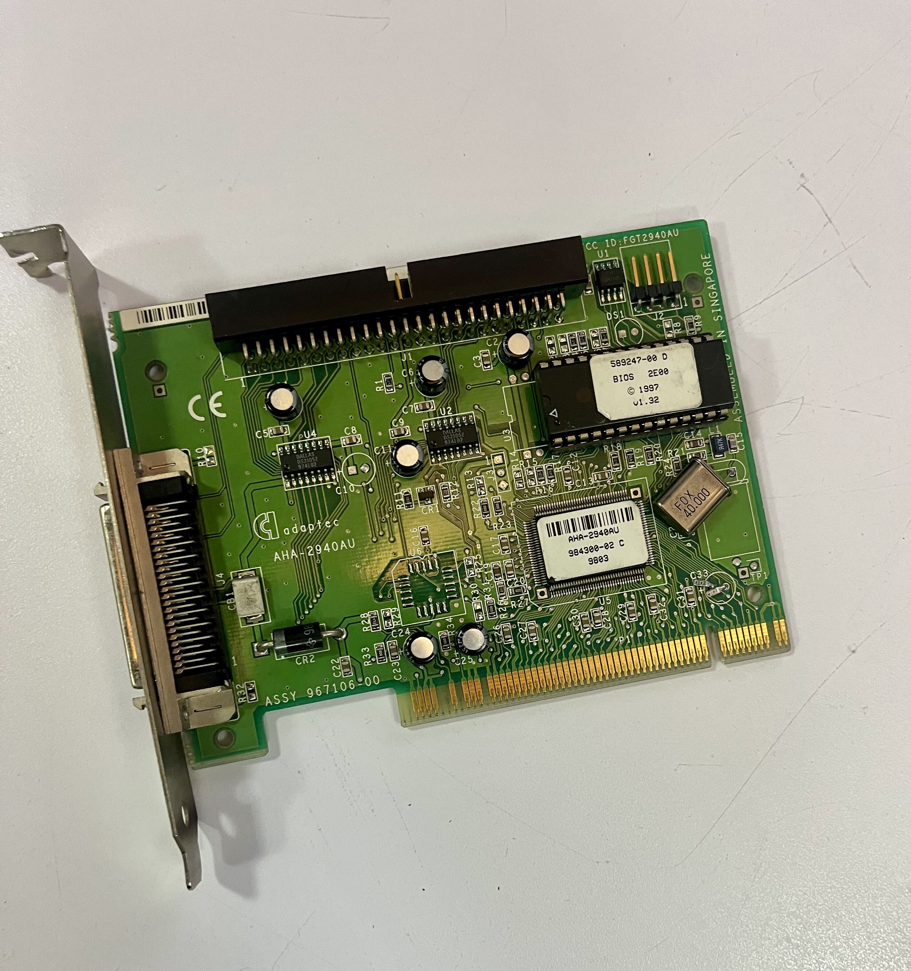 Carte scsi adaptec 2940au