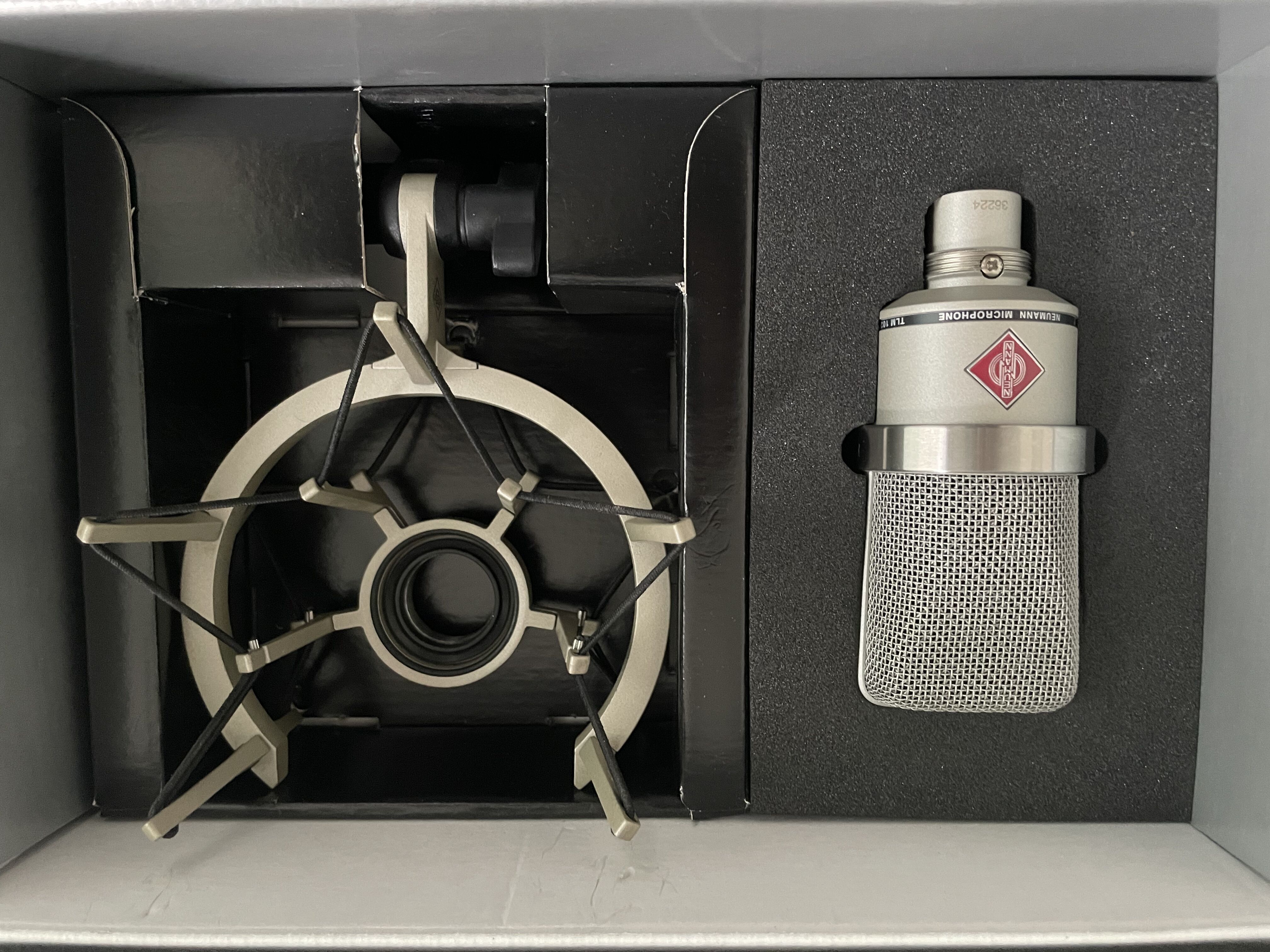 Microphone NEUMANN Studio Set TLM102