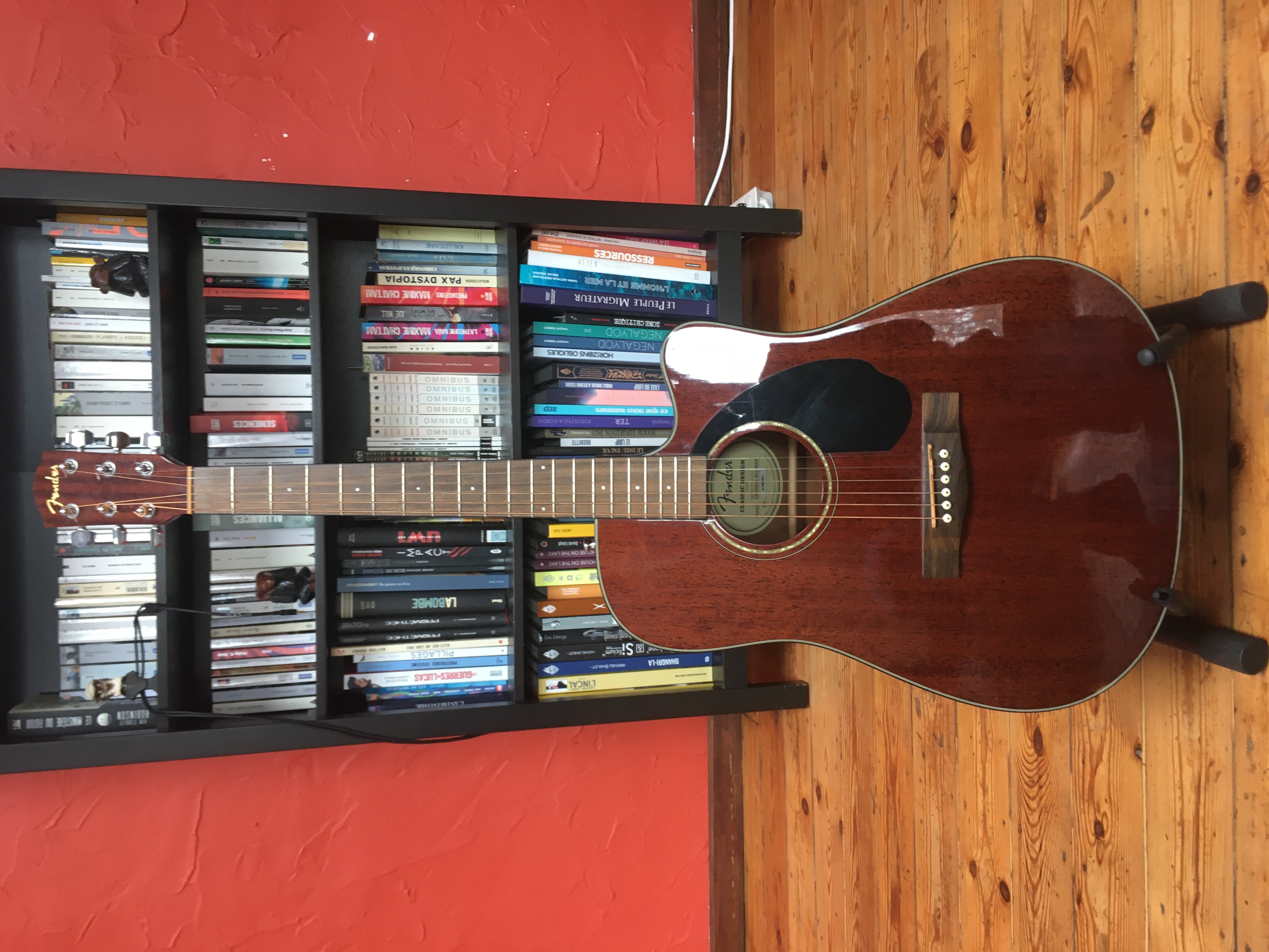 Vends  Fender CD-60SCE All Mahogany