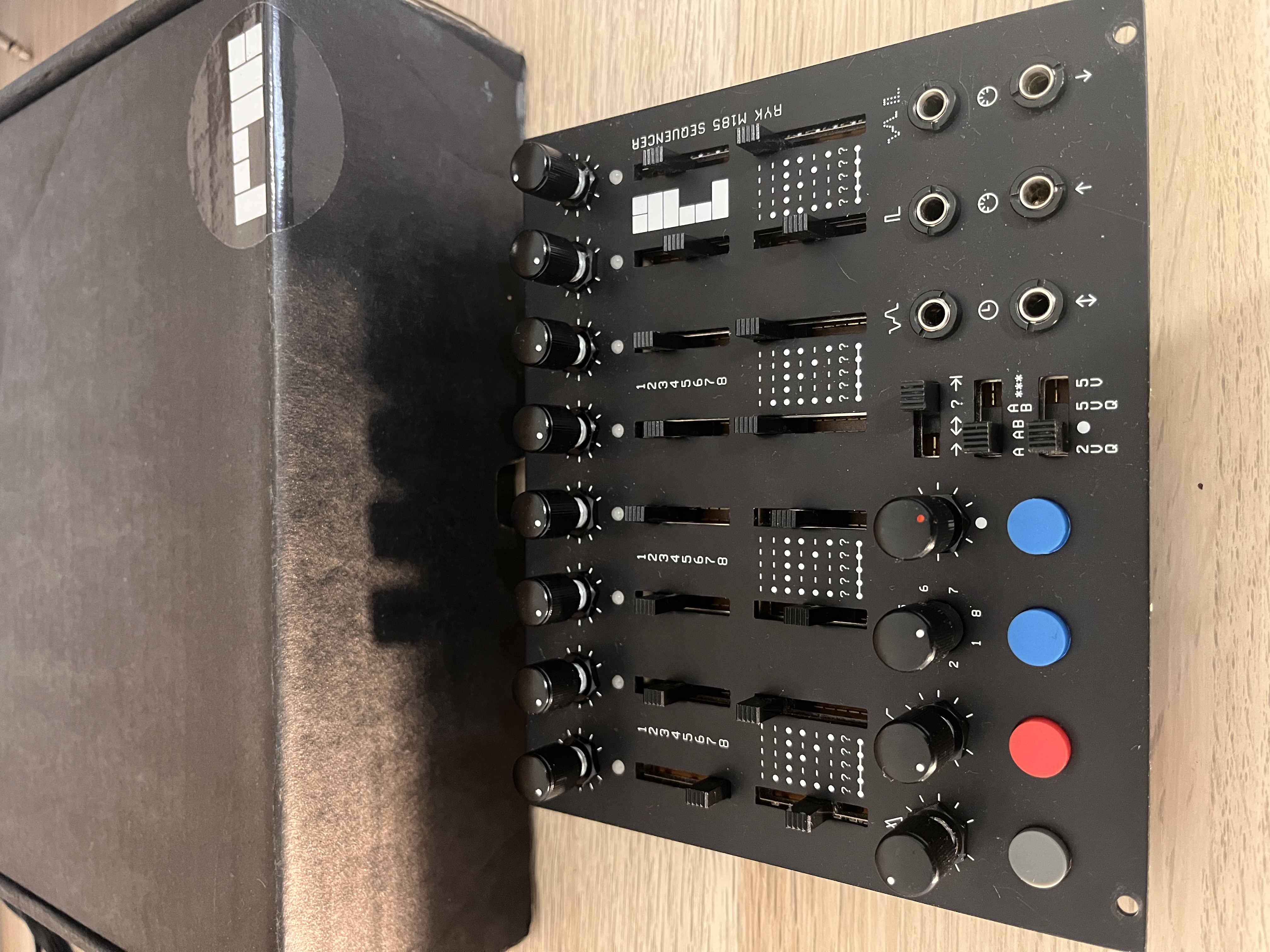 RYK Modular M185 Excellent etat