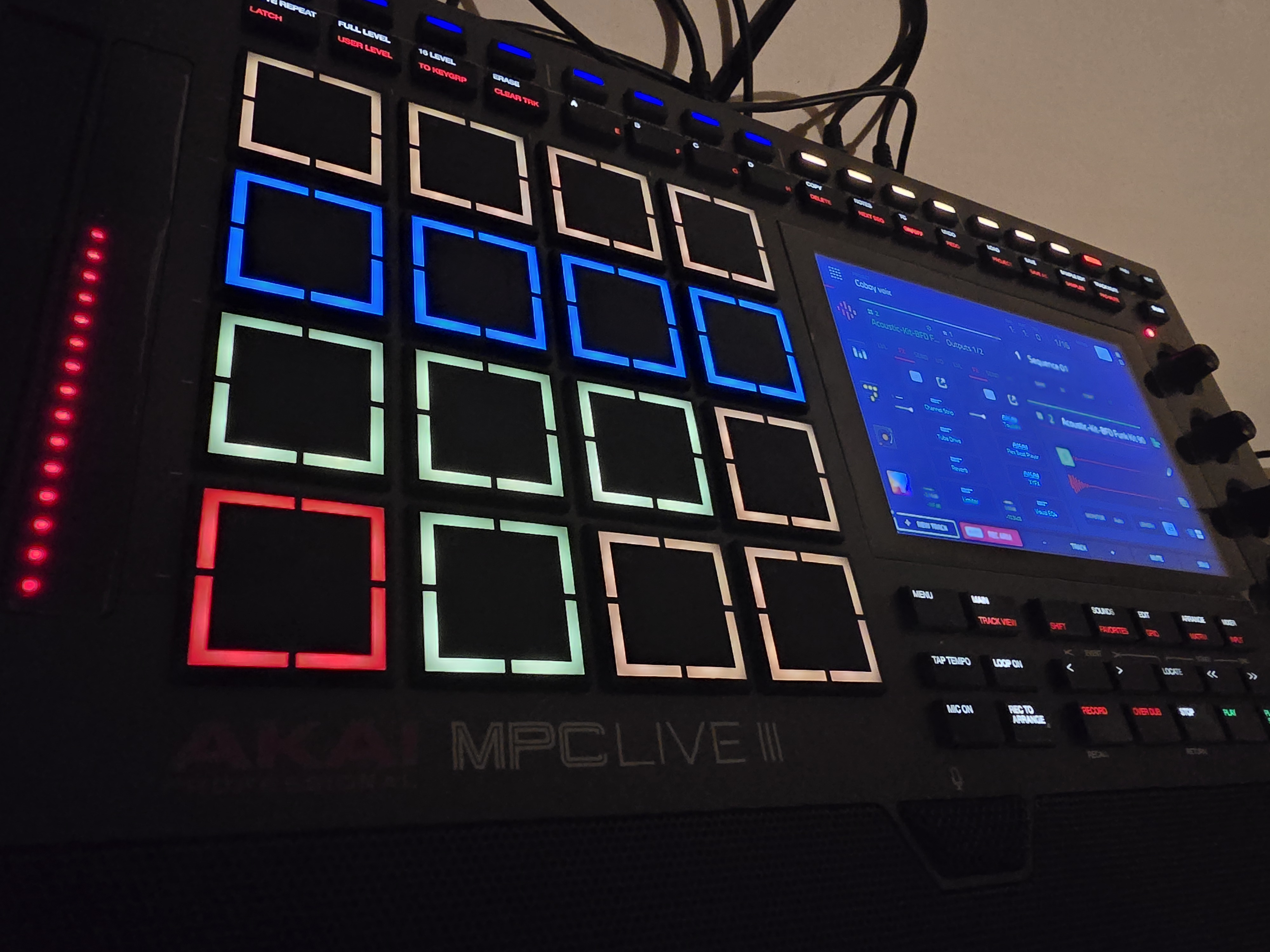 Akai Professional MPC Live III