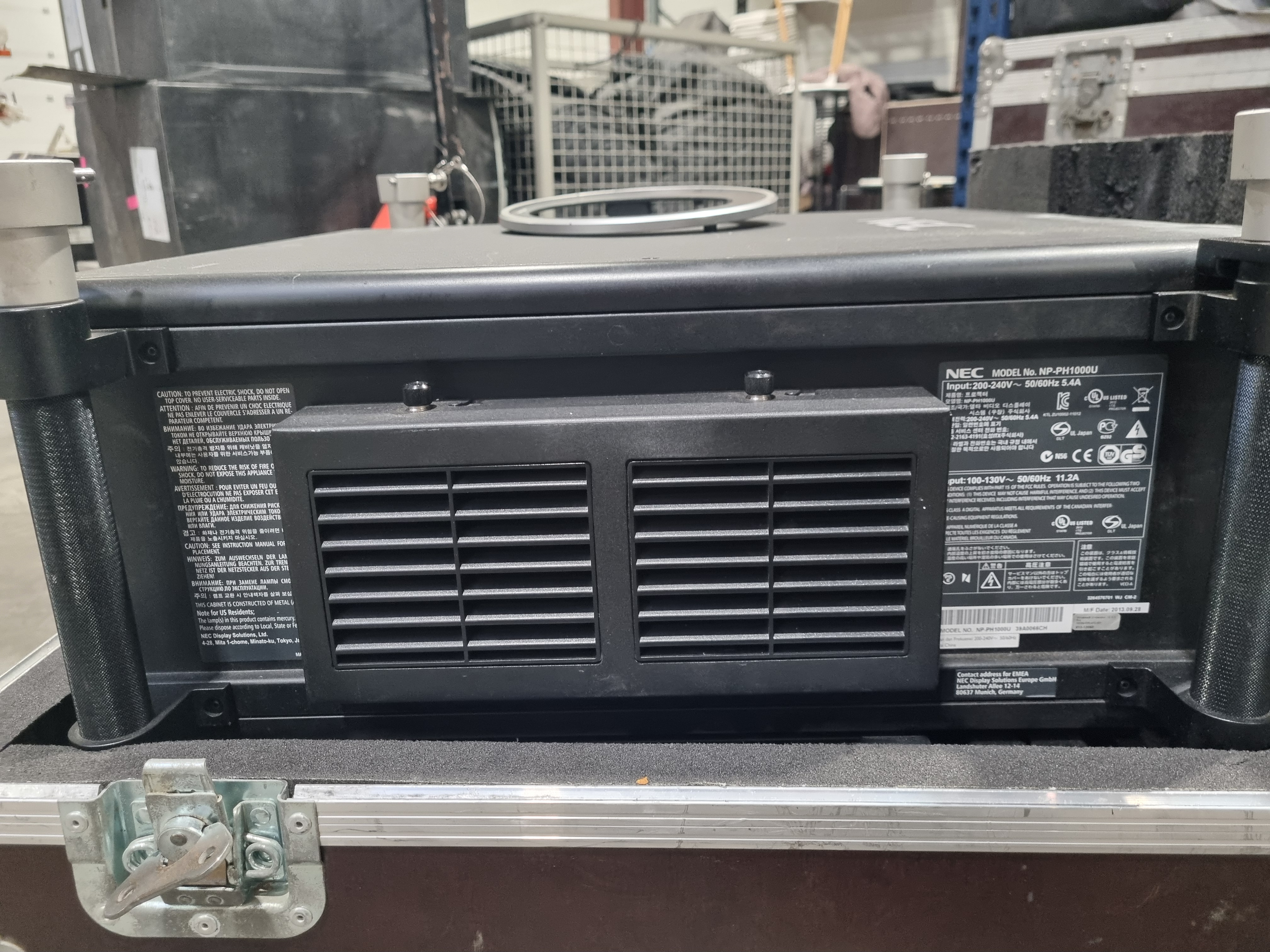 NEC PH1000U Aération