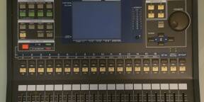 Vends 2 enceintes actives Wharfedale + Table de mixage Yamaha