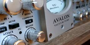 Brade avalon 737 en état comme neuf