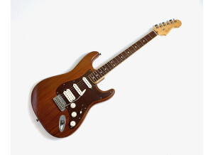 Fender Reclaimed Old-Growth Redwood Stratocaster (87582)
