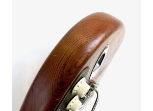 Fender Reclaimed Old-Growth Redwood Stratocaster (42271)