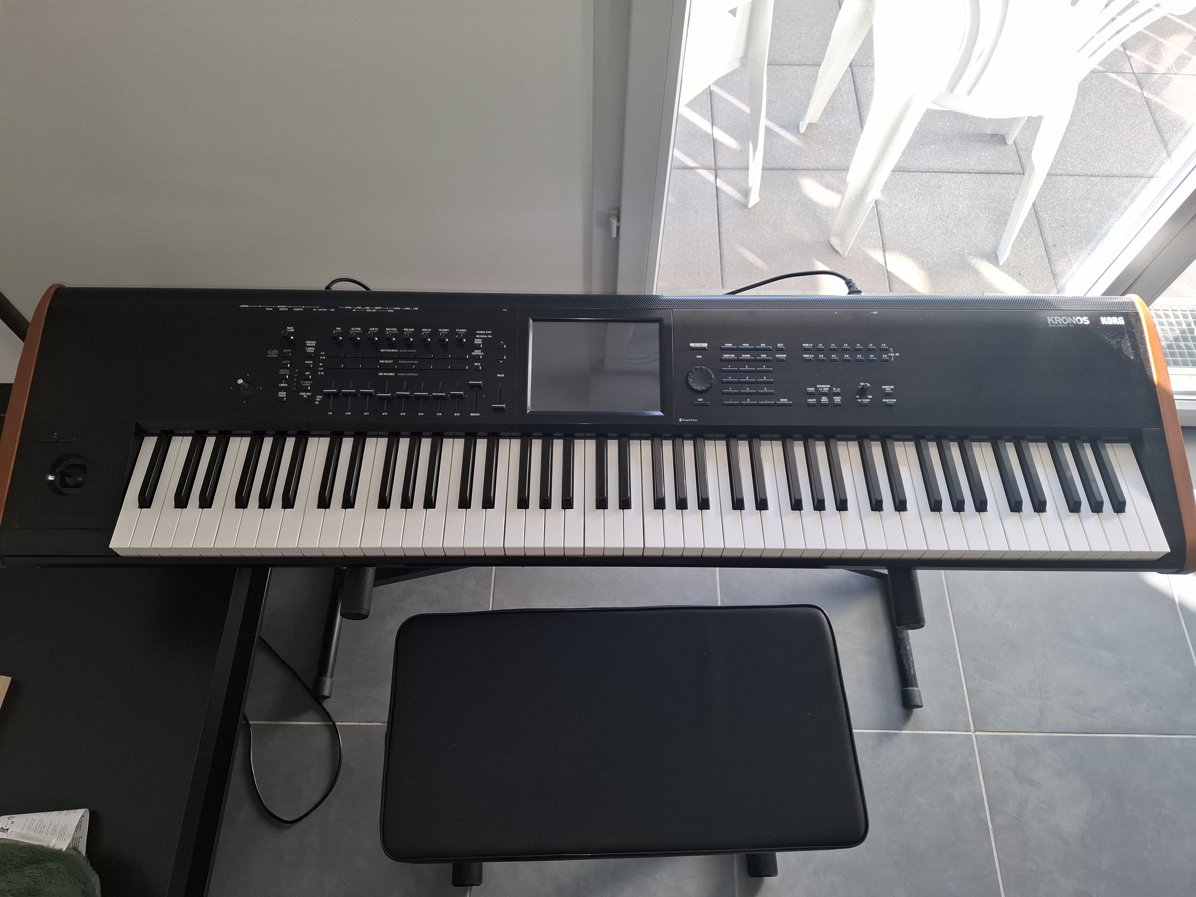 Vends Korg Kronos 2 88