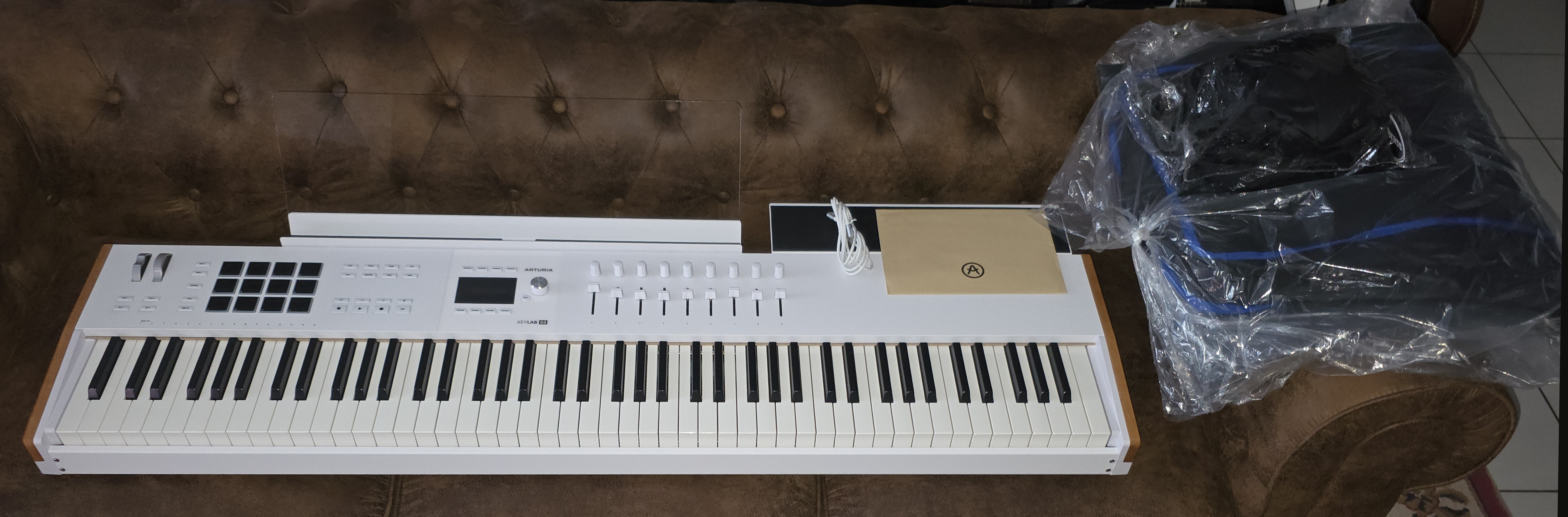  Arturia KeyLab 88 mk3 White