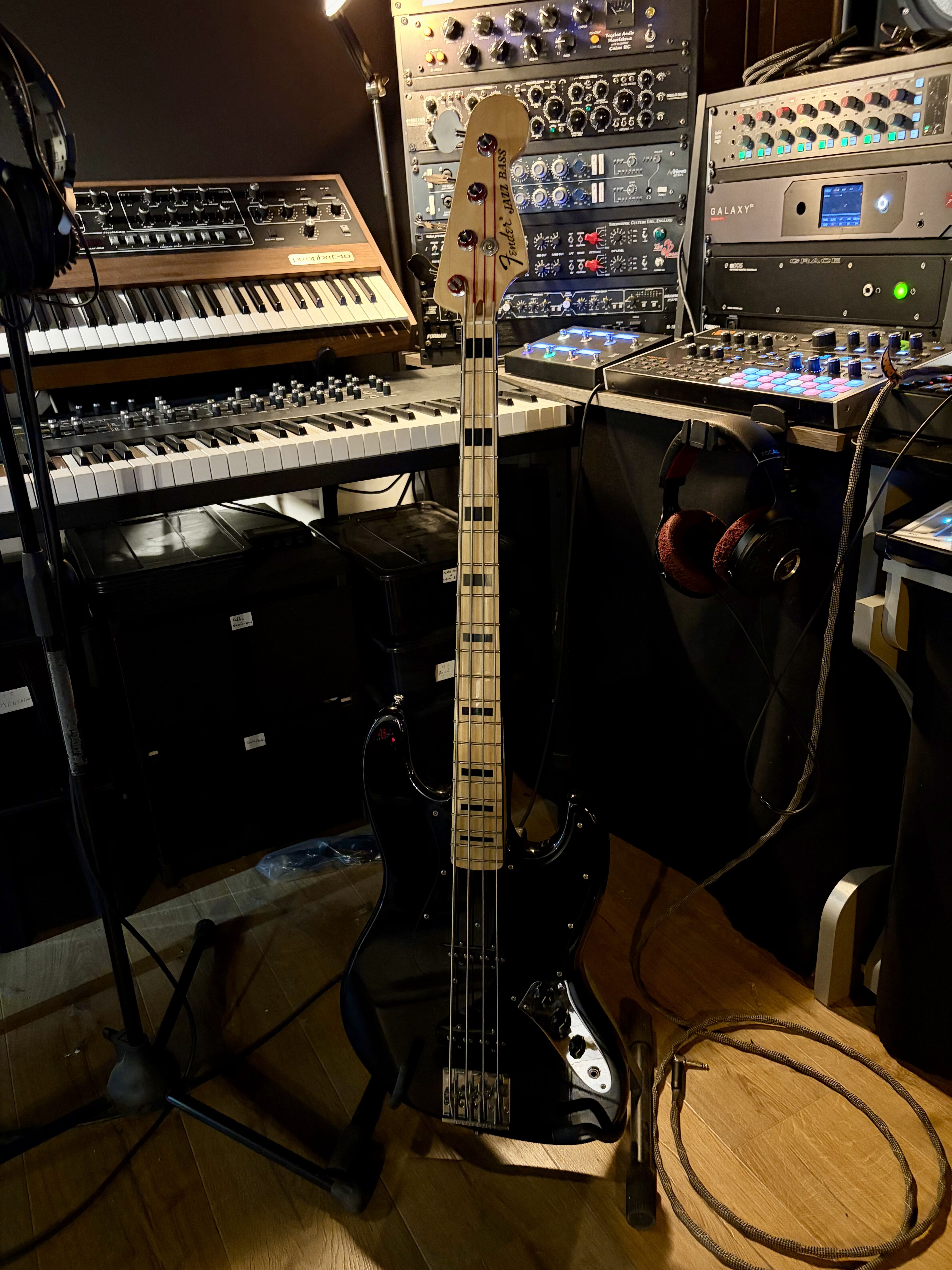 Vd  Fender Geddy Lee Jazz Bass (Japan)