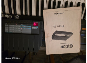 Oberheim Matrix 6 (98020)