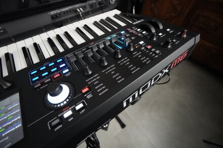 MODX M 2tof 30 ZArrièreD MODX M 2tof 30 ZArrièreD