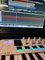 Arturia MiniLab 3