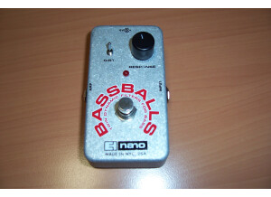 Electro-Harmonix BassBalls Nano (53055)