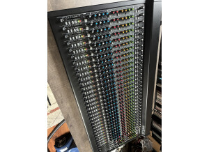 Mackie 3204VLZ4 (1530)