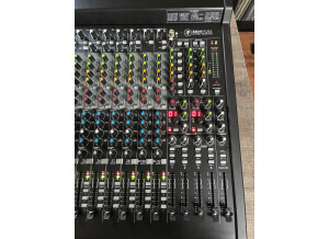 Mackie 3204VLZ4 (88288)
