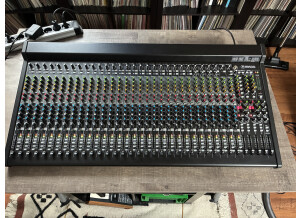 Mackie 3204VLZ4 (23363)