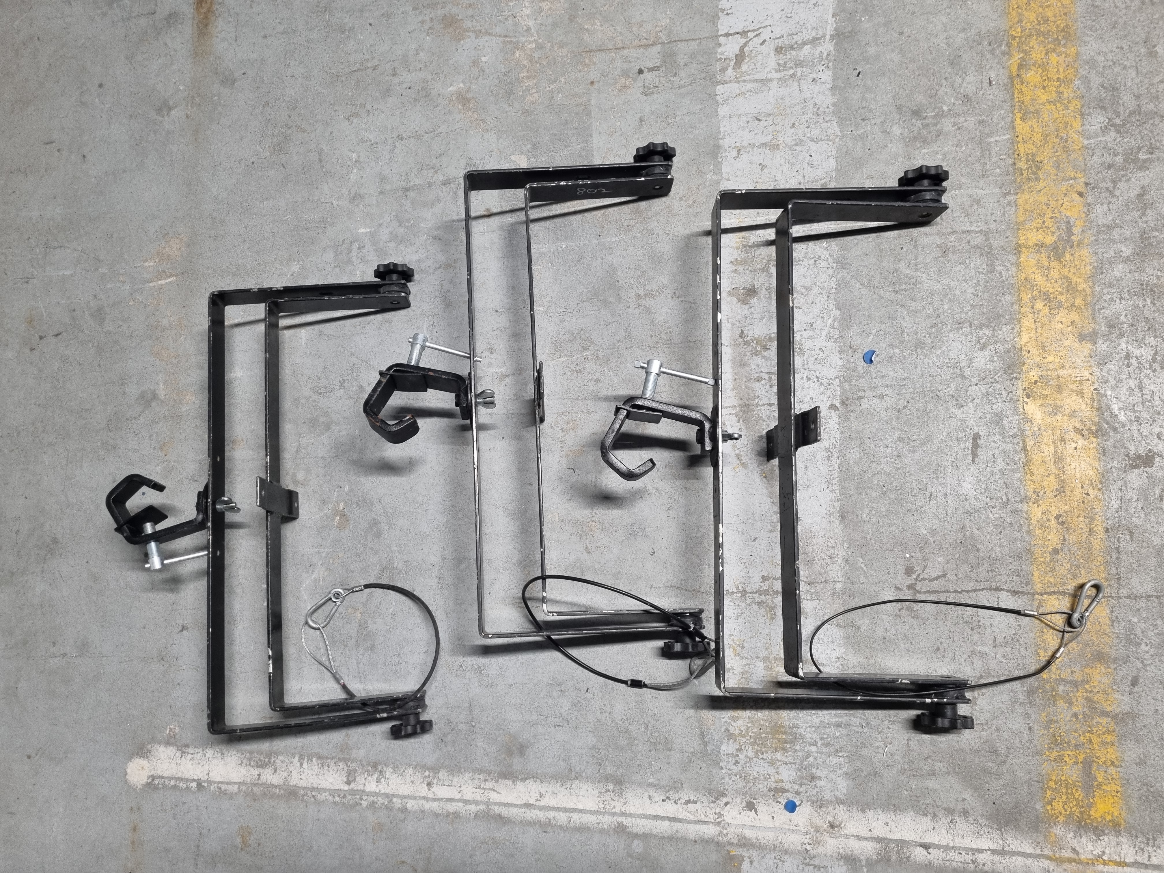 Etrier pour enceinte Bose 802