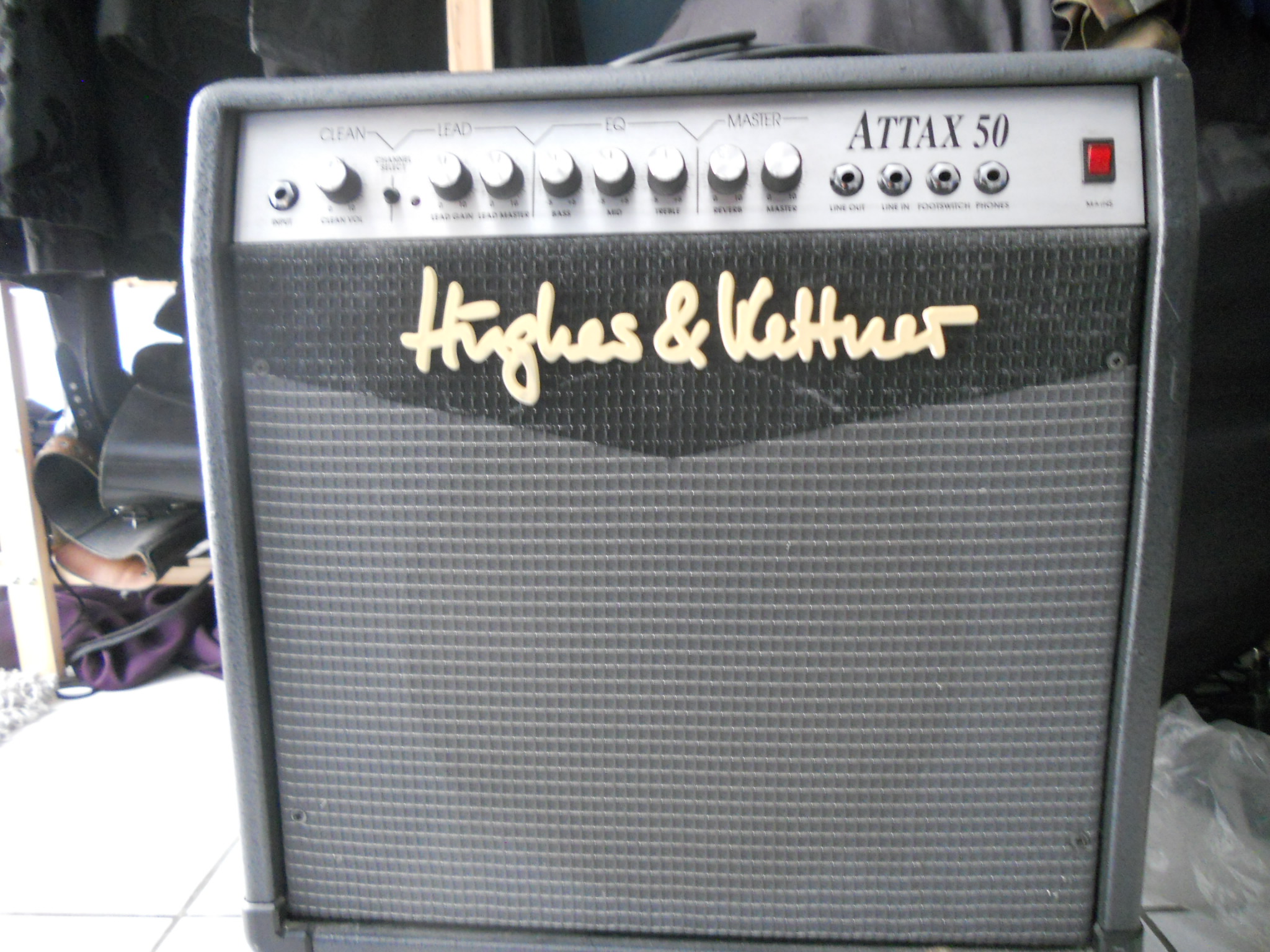 Pictures and images Hughes & Kettner Attax 50 - Audiofanzine
