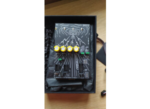 Der Mann mit der Maschine M4 droid (82817)