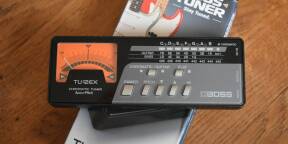 Boss Accordeur TU12EX