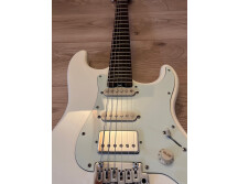Schecter Nick Johnston Traditional  HSS (62908)