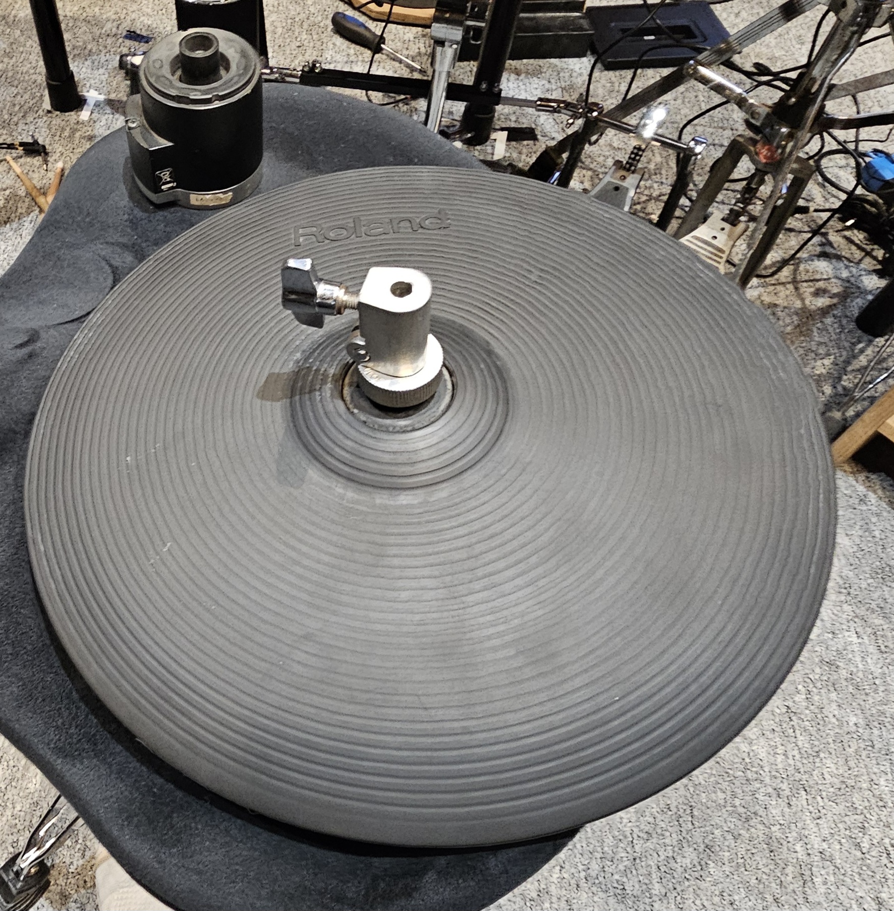 Roland VH 11 charleston 