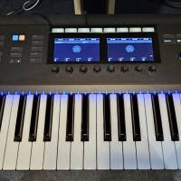 Clavier native instruments S 61 mk2