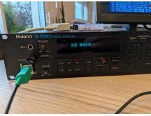 Roland S-550 (82483)
