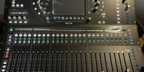 ALLEN & HEATH SQ6 Table de mixage avec étui