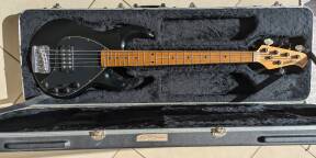 Basse Musicman Stingray 5 2001 made in USA