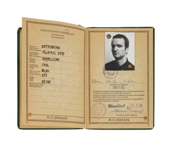 Passeport Florian Schneider Passeport Florian Schneider