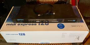 Vends mon MOTU Midi Express 128