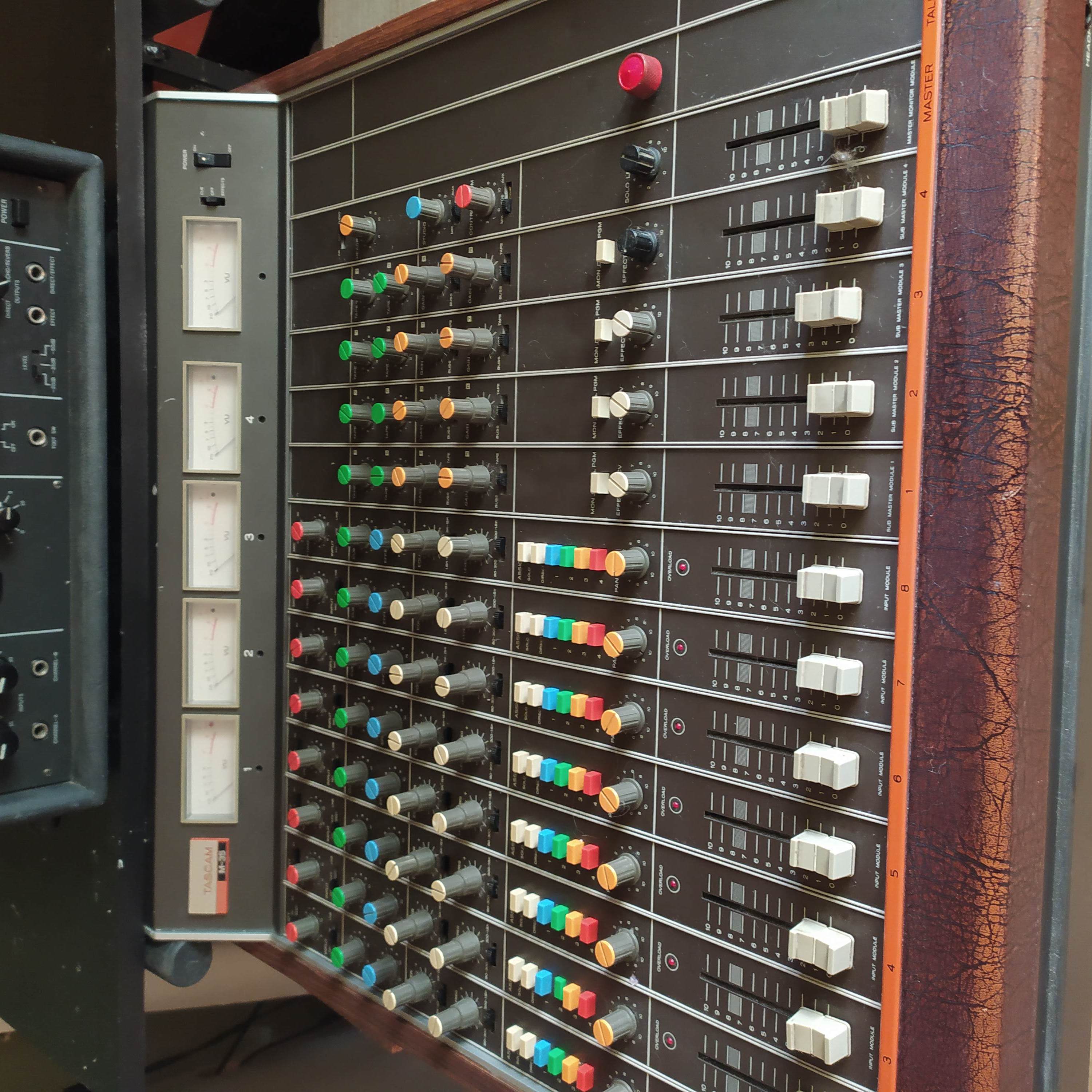 Console de mixage analogique Tascam M35 + Extension M35EX – 20 pistes vintage