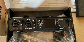 Vends Motu M4 excellent état