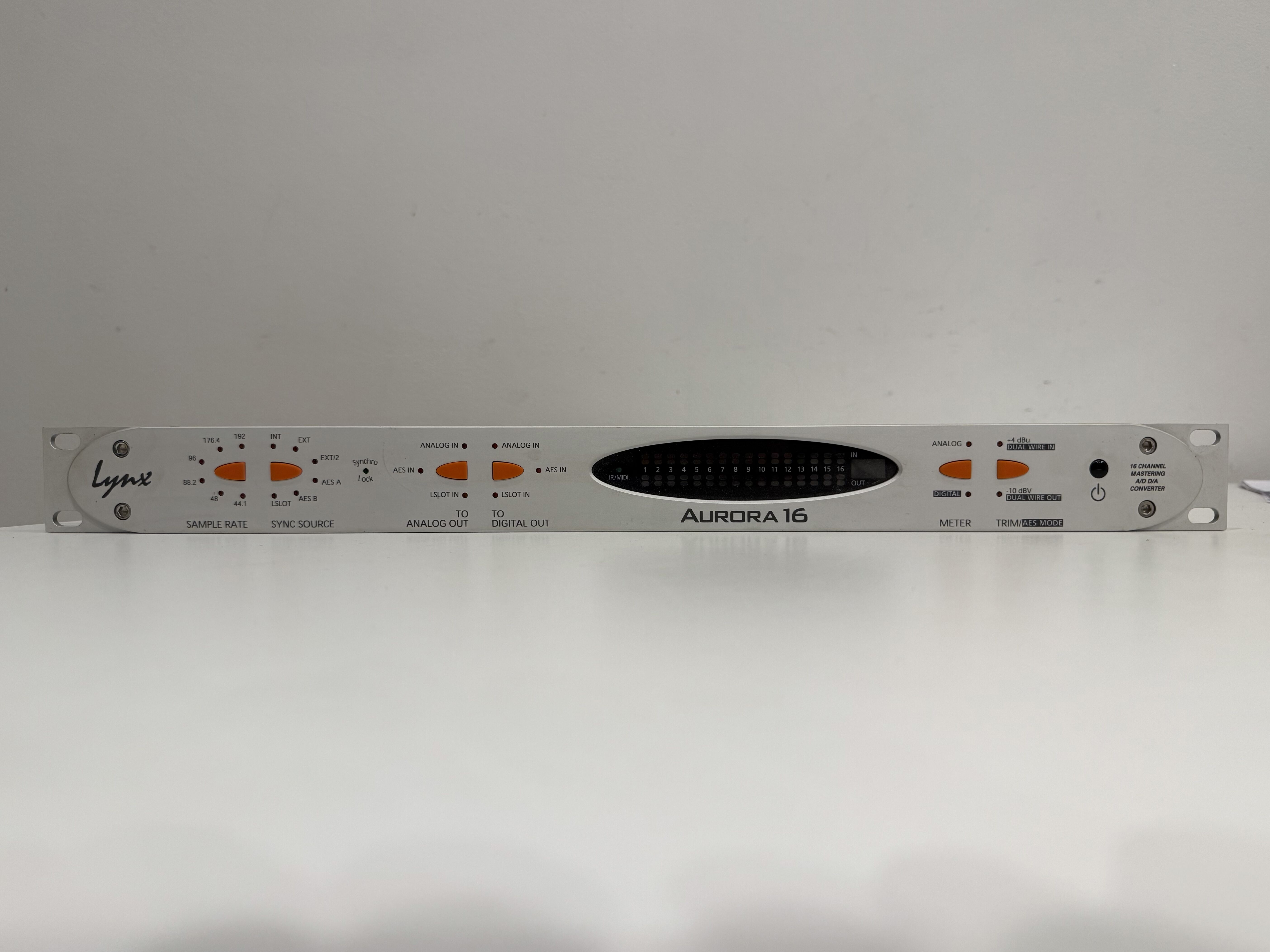 Lynx AURORA 16VT + Carte LTHD + Câble Digilink