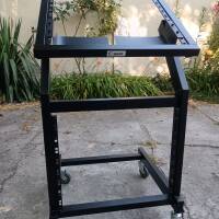 vends stand 19 pouces