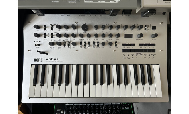 Korg Minilogue (87533)