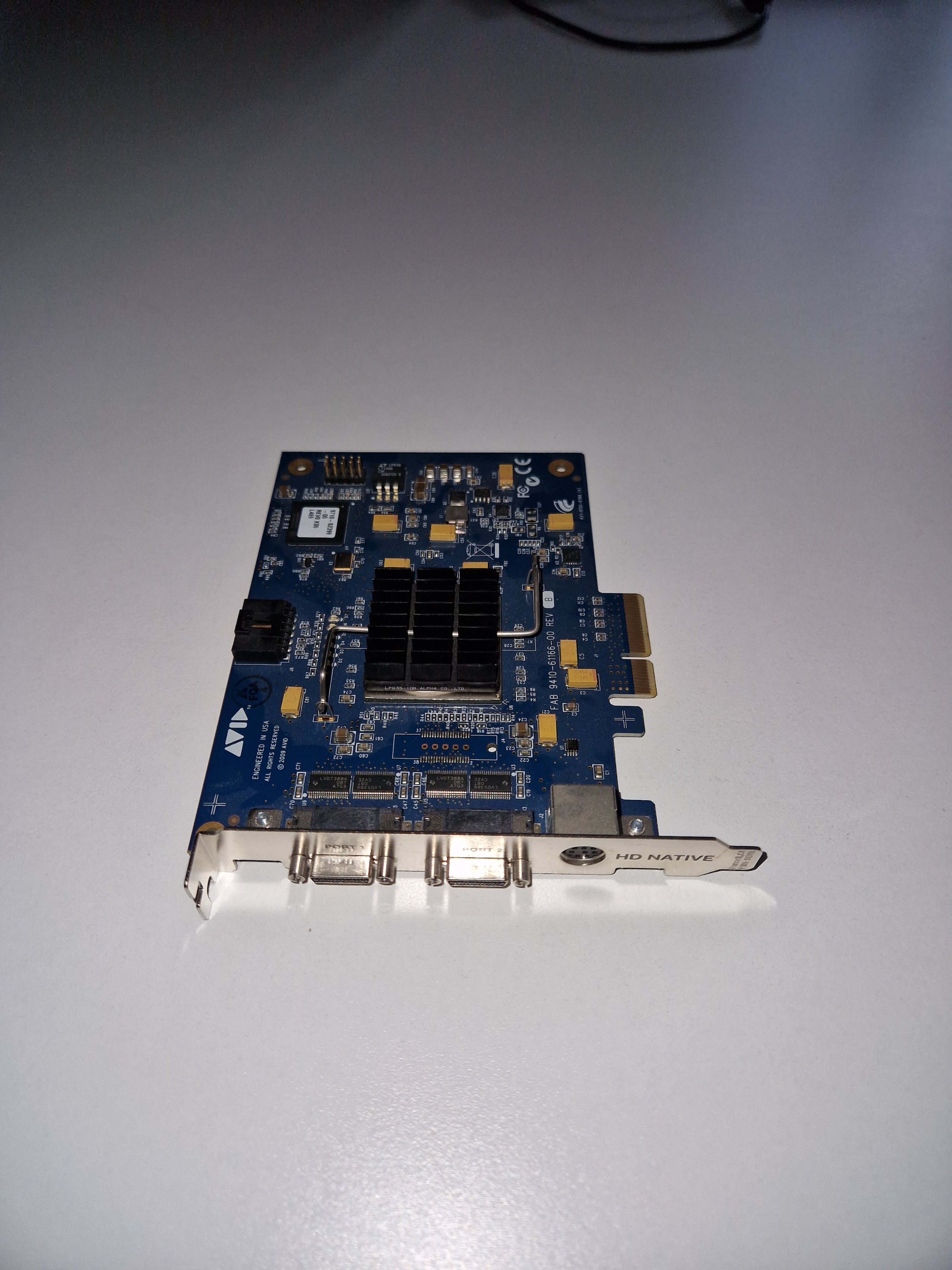 Carte HD NATIVE PCIe