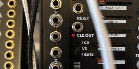 VENDS MAKE NOISE MULT  + DIVERS MODULES