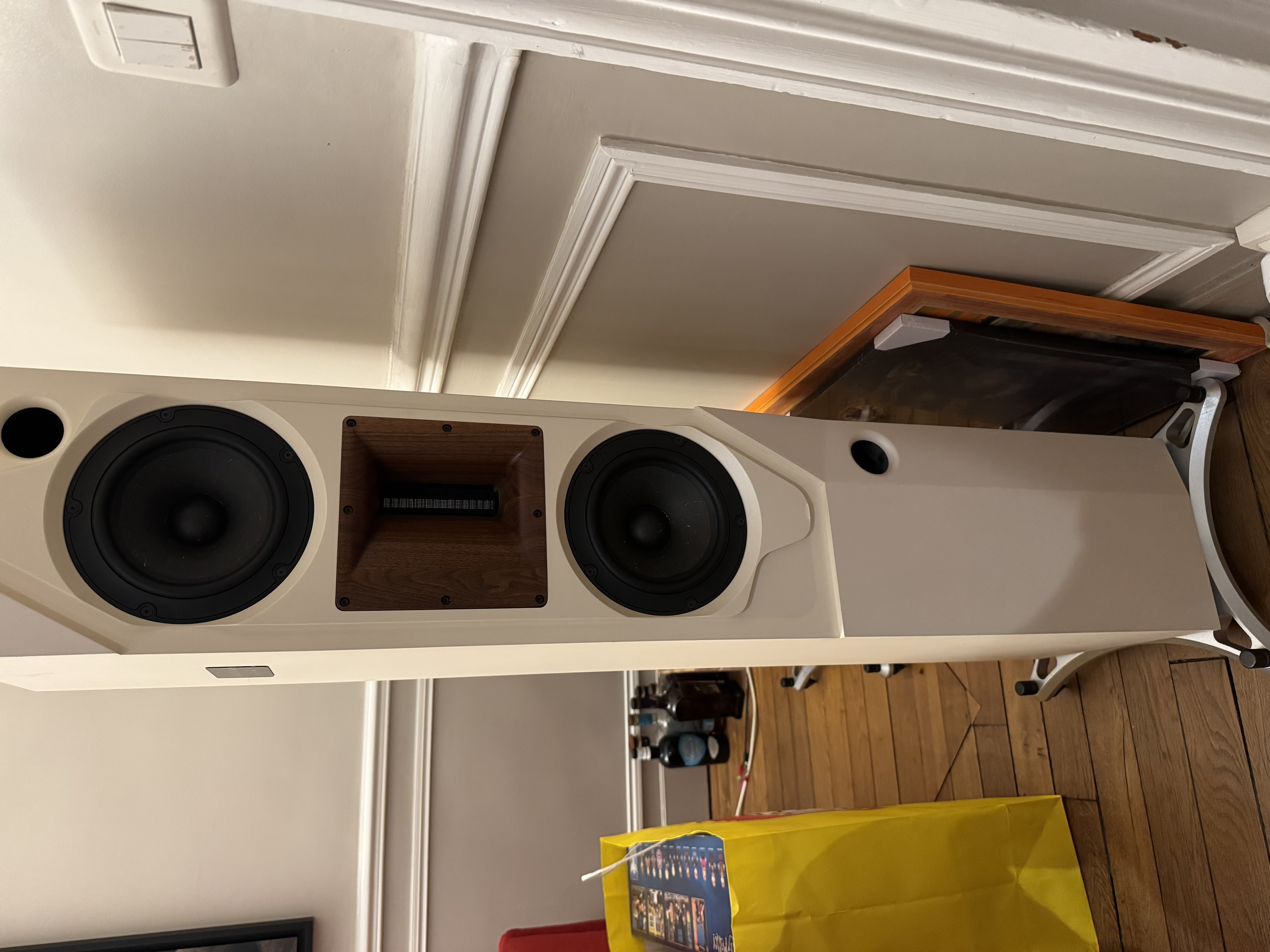 Vends une paire d'enceinte Jefferson Horizon Grand Cru Audio