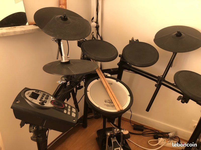 Batterie électrique ROLAND TD-11 V-Drums