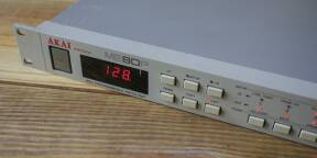 Akai ME80P MIDI Patch bay - patcheur / mergeur MIDI