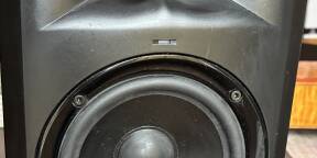Paire d'enceintes amplifiées JBL LSR 305