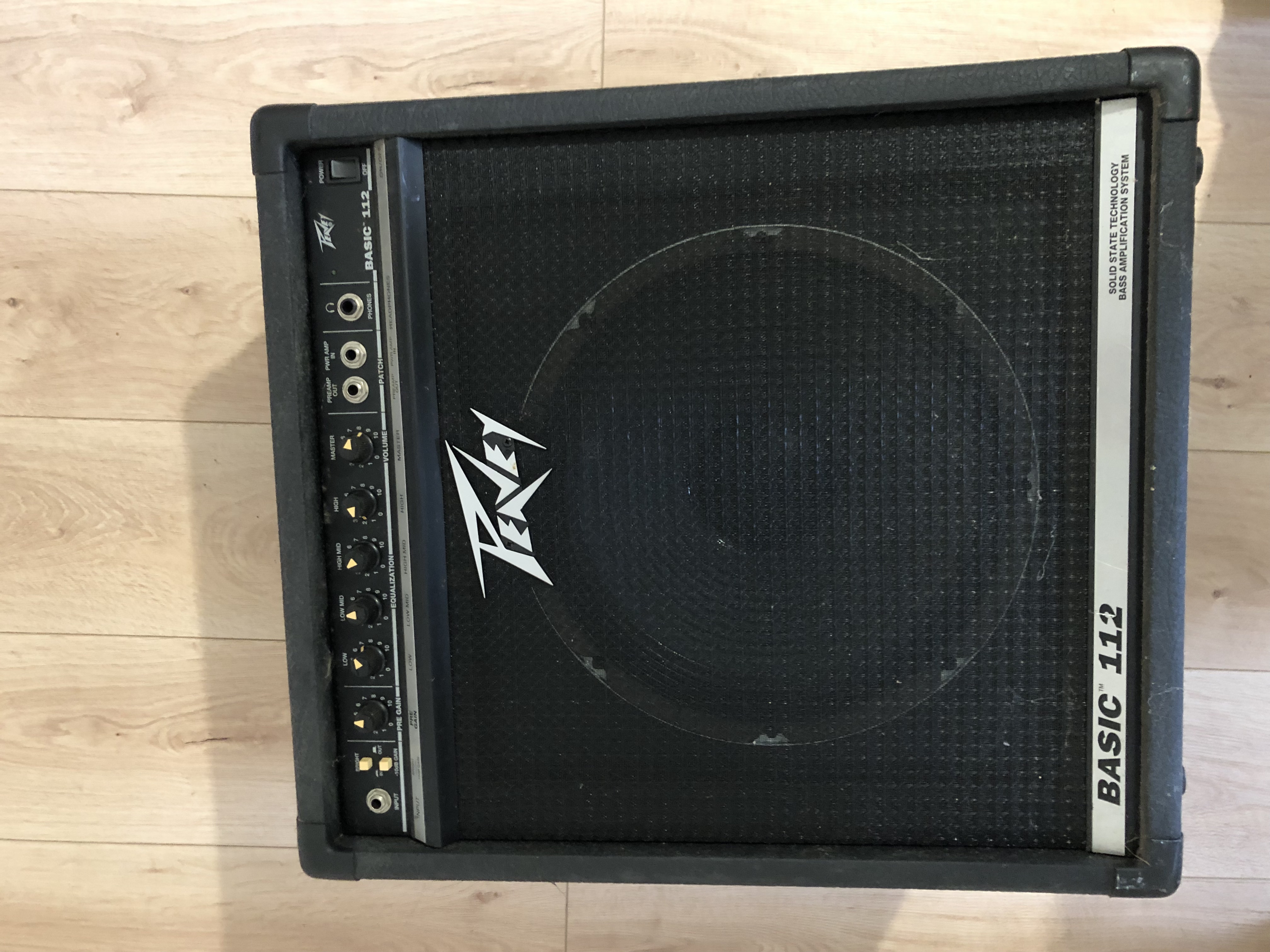 vends ampli basse peavey basic 112