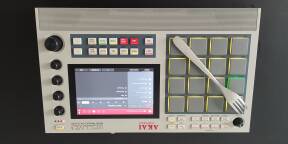 MPC live 2 retro edition + SSD + Magma case