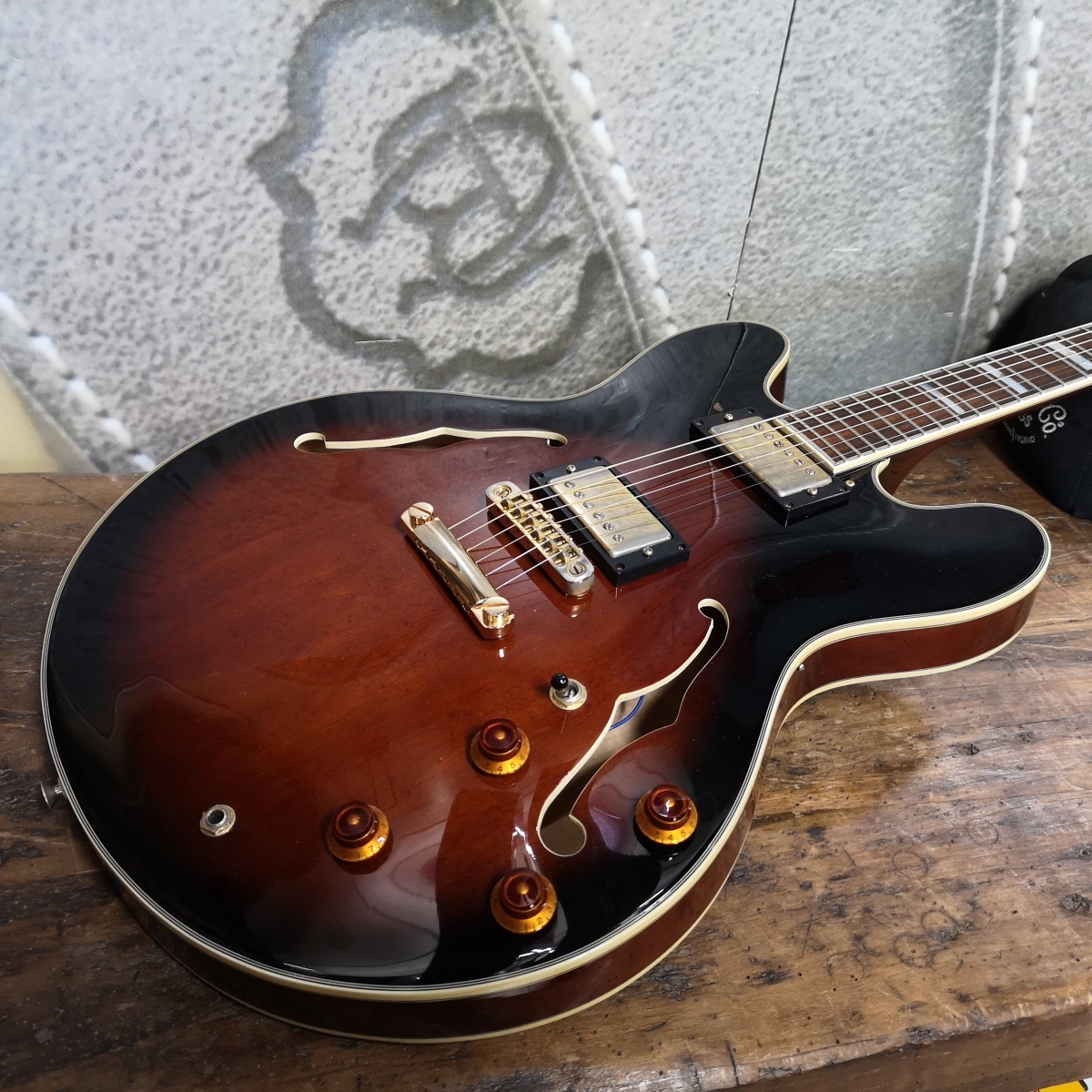 Rare Sheraton II de 1989 (Usine Coréene Samick) + 300€ d'upgrade